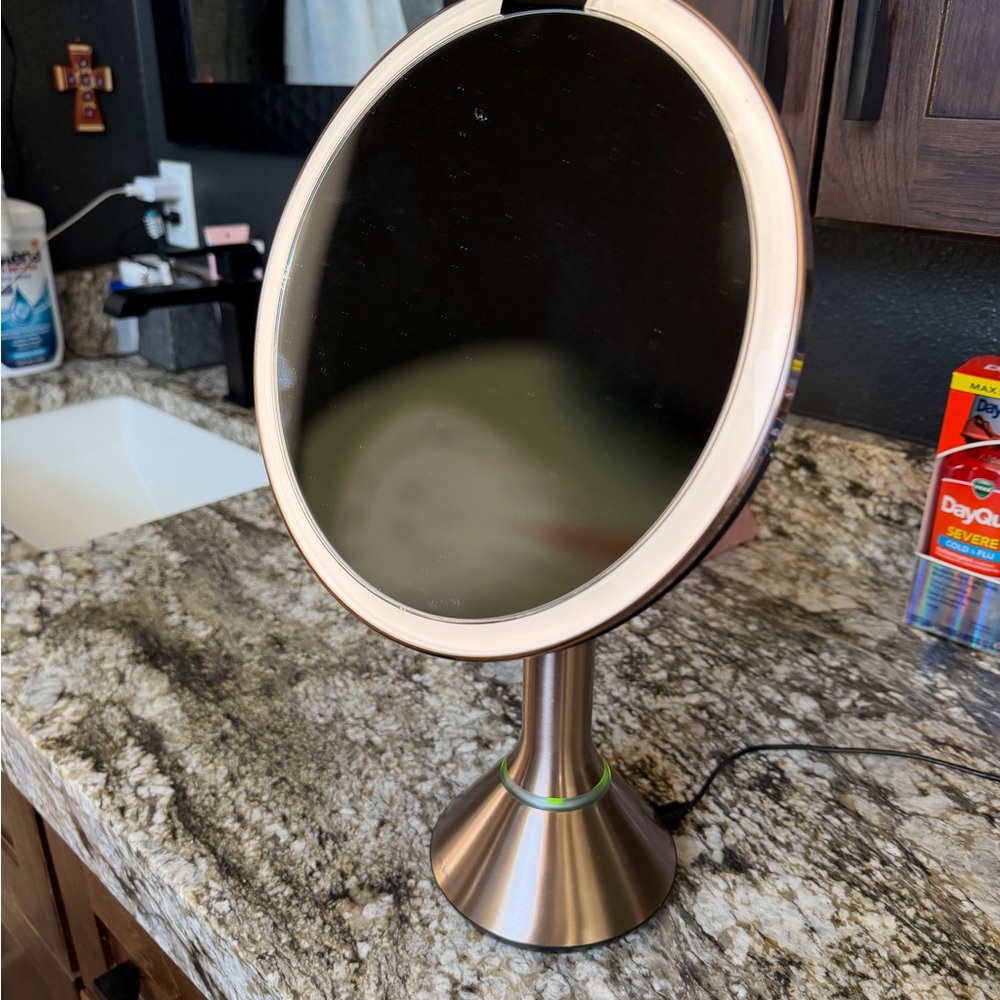 Illuminated Vanity Mirror in Brushed Gold - Brand Unspecified